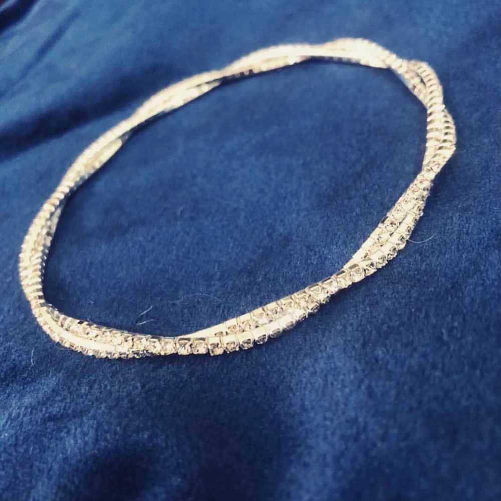 Twist design silver bracelet